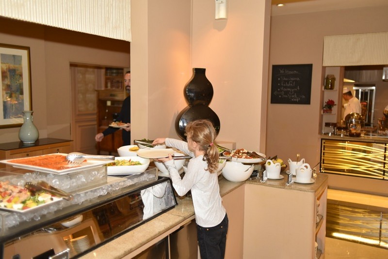 Christmas Brunch at Mediterranee Restaurant